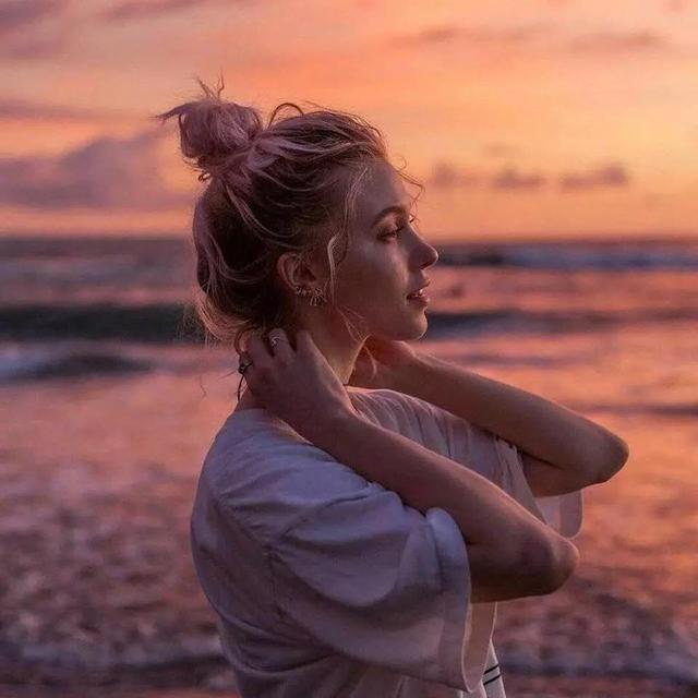 超酷的欧美女神像，爱死了！，超酷的欧美女神像图片（假如我年少不自卑）