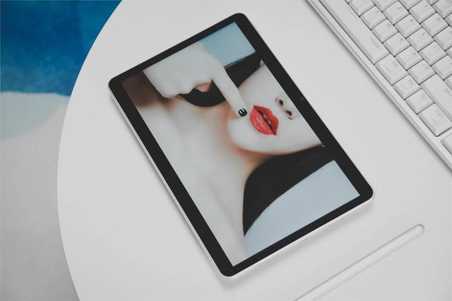 nebo是什么软件（全网功能最全的荣耀平板V6稳不稳）