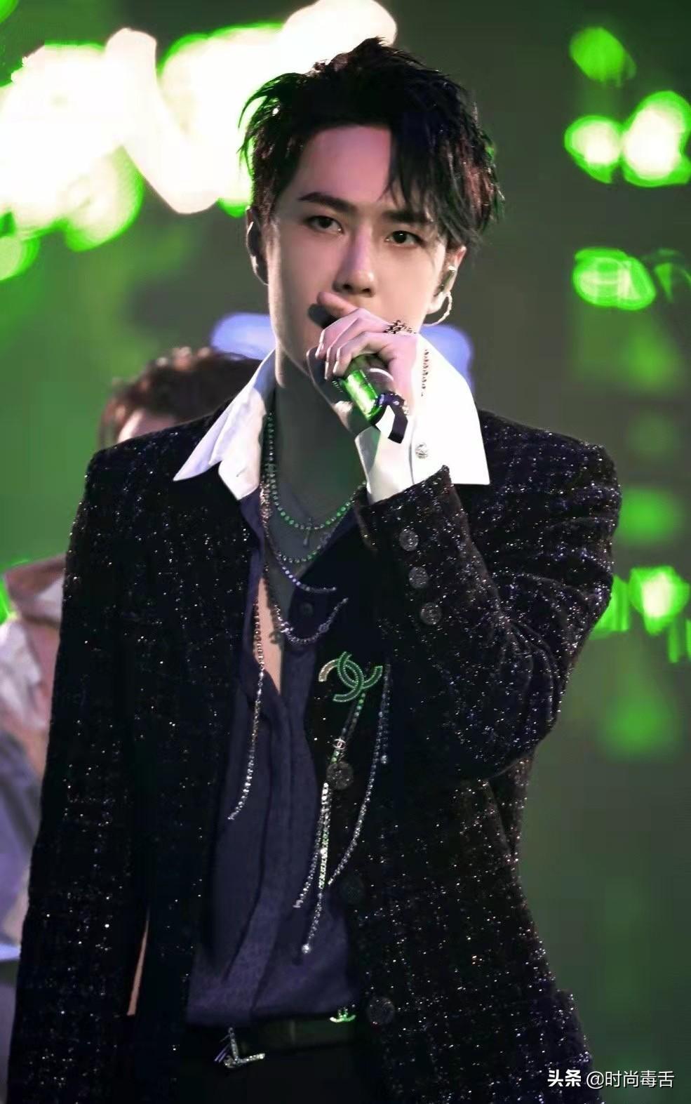 香奈儿有男装吗，香奈儿有男装吗?商标是什么样的（男生穿CHANEL居然这么好看）