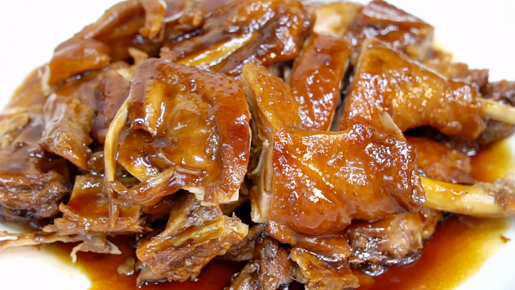【酸梅鸭】做法步骤图 做法方便 鸭肉酸甜嫩滑特别入味-起舞食谱网