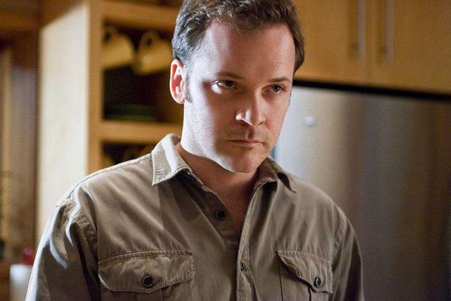 孤儿怨好看吗，孤儿怨好看还是咒怨好看（这部《孤儿怨》告诉你答案）