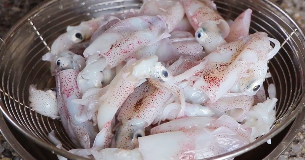 圖片[2]-【香辣魷魚仔】做法步驟圖 里面脆嫩 味道一點不輸大飯店-起舞食譜網