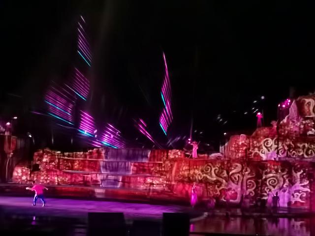 武夷山二日游，武夷山旅游攻略三日游（武夷山水秀剧场）