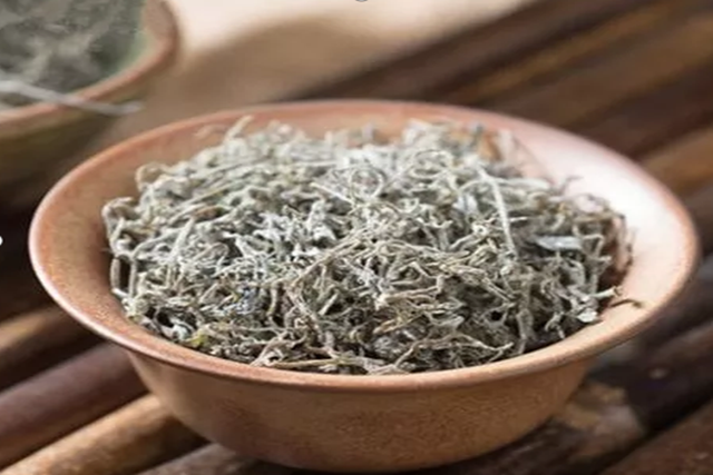 泡出来像嫩芽似地茶叶叫什么茶，一泡就像嫩芽一样的茶叫什么（满披白霜、先苦后甜、口感鲜醇清甜、回甘浓烈）