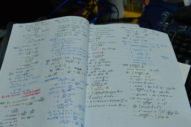 数学怎么快速提高成绩，如何快速提高数学成绩（学好数学其实并不难）