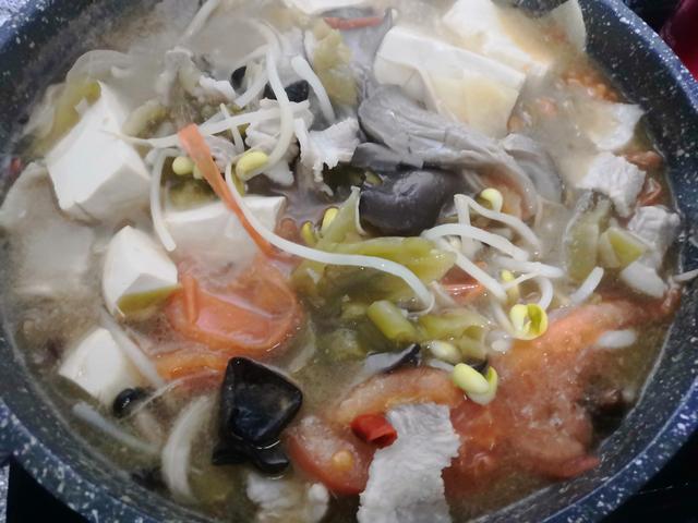 特色川菜重庆酸菜荤豆花的做法，特色川菜重庆酸菜荤豆花的做法大全（四川街头的平民美食荤豆花）