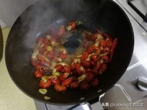 辣炒龙虾尾的做法，配上啤酒爽爆了