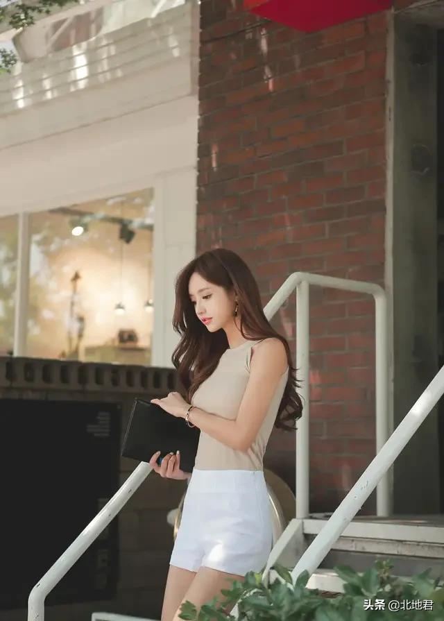 秋雨夜眠白居易，秋雨夜眠白居易赏析（秋雨夜眠\n作者）