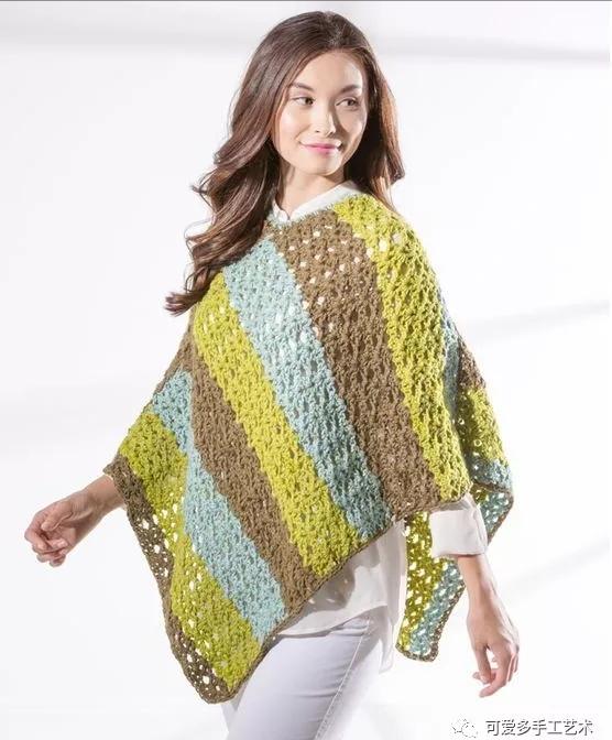 三角围巾的围法，三角形围巾有什么系法（钩几件特美的三角围巾披肩）