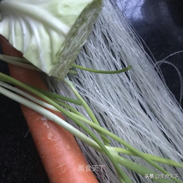 胡萝卜切丝怎么切，胡罗卜怎么炒好吃（看看别人家胡萝卜的做法）