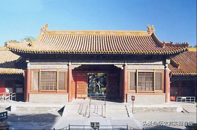 菀菀类卿兰因絮果是什么意思，菀菀类卿什么意思（“清宫杯”大型选秀比赛——如何成为皇帝的女人）