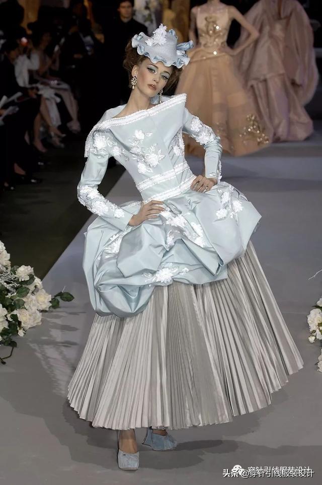 迪奥经典之作服装图，<迪奥>2007秋冬高定系列