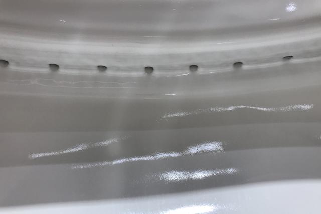 怎样换马桶马桶店的人给装吗，家里换马桶方便吗（别听商家说得“天花乱坠”）