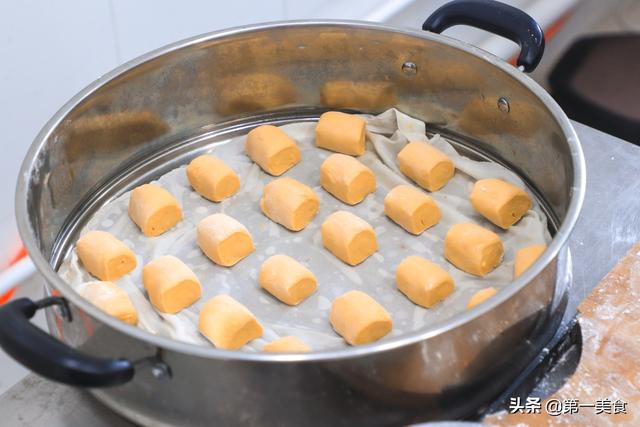 南瓜小馒头简单做法，南瓜小馒头的做法好简单