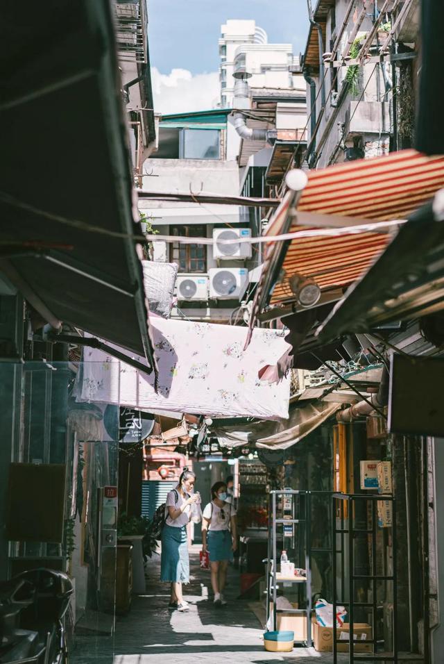 上海田子坊有什么好玩的，上海类似田子坊的地方可以逛的（救救田子坊！别让它消失）