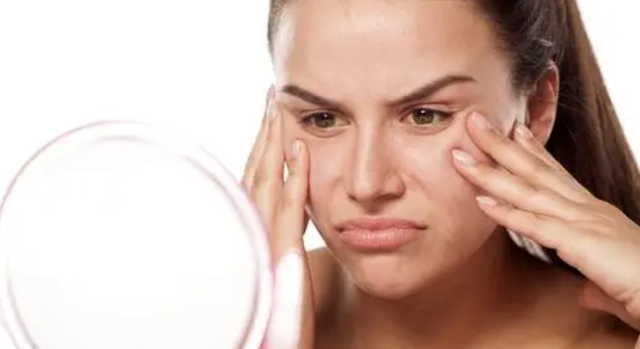 皮肤美白小窍门，皮肤美白小窍门是什么（改善肤色暗沉的4个小技巧）