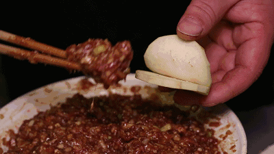 油炸茄夹的做法，炸肉茄夹的做法（陕菜推荐——炸茄夹）