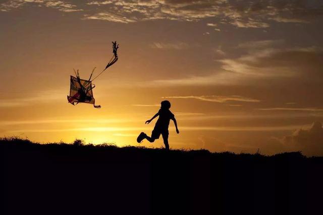 风筝鲁迅为什么要以风筝为题，鲁迅的风筝主要内容是什么（对《风筝》主题的再思考）