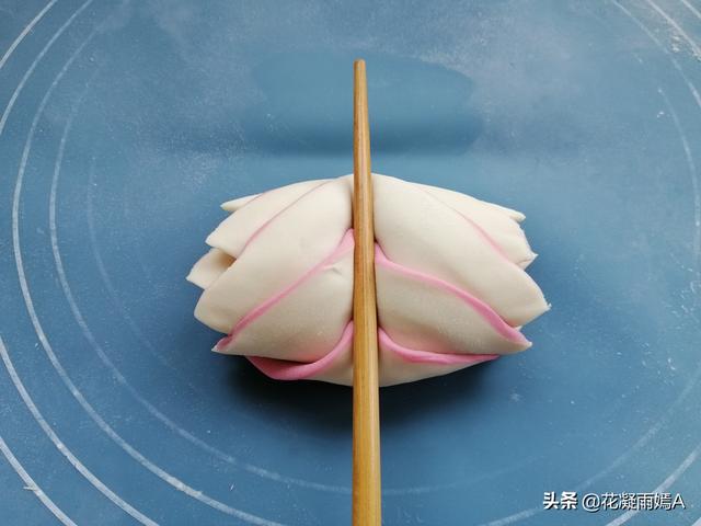 花馍的简单做法介绍，怎样做花馍（教你花馍的简单做法）