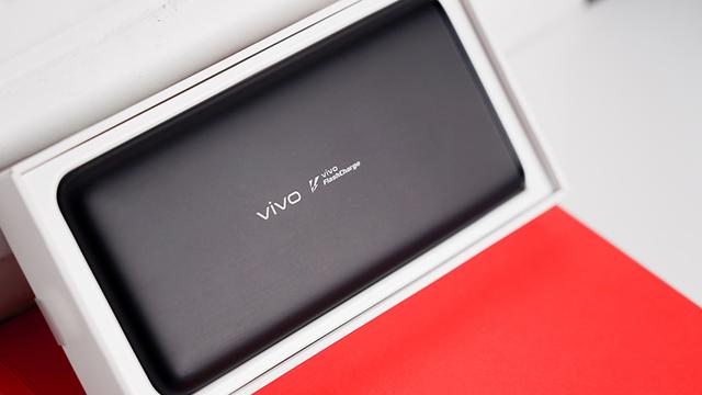 vivo手机突然充不进去电怎么办，vivo手机充不上电怎么办（出门在外再也不用当心手机没电了）