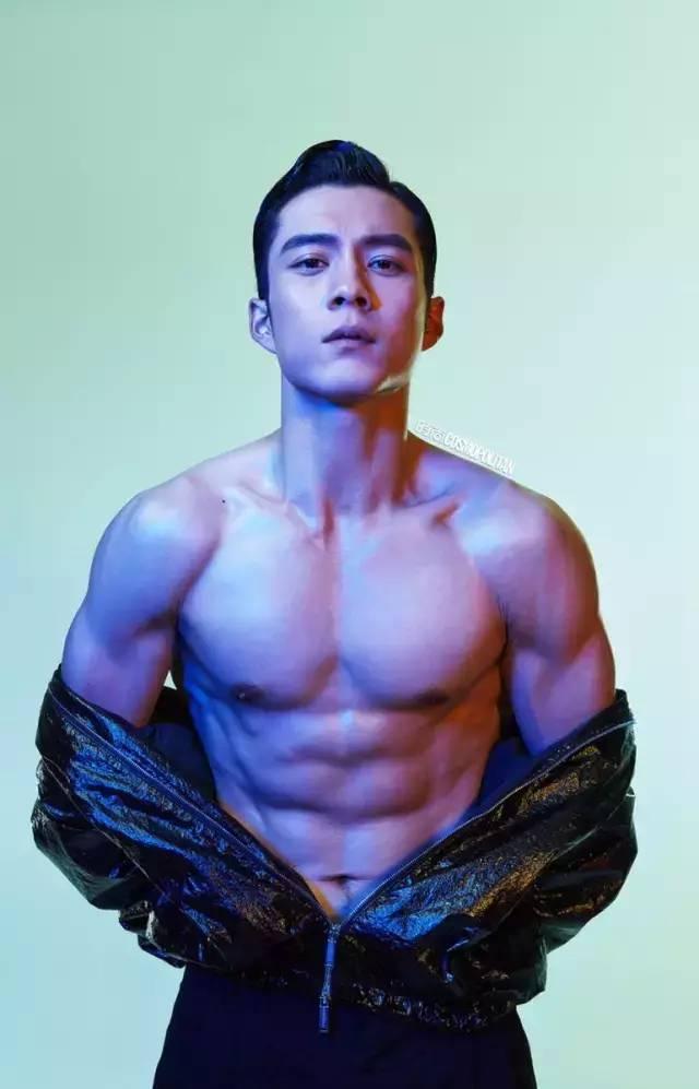 李现年龄个人资料，李现年龄（李现200斤未p照片曝光）