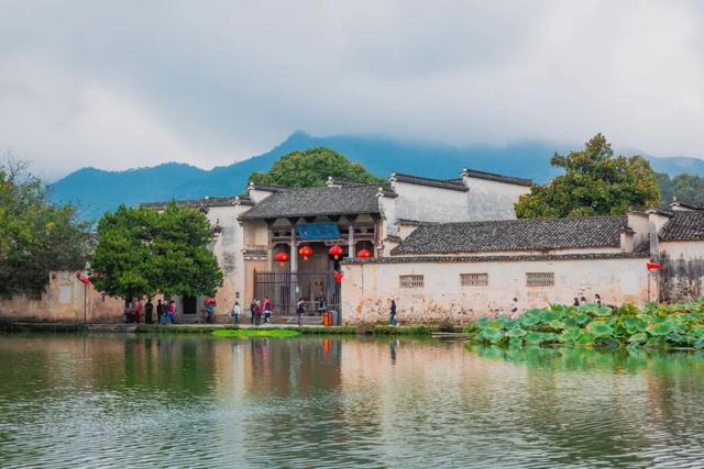 宏村在哪里，安徽宏村在哪里（宏村、西递等旅游景区恢复开放）