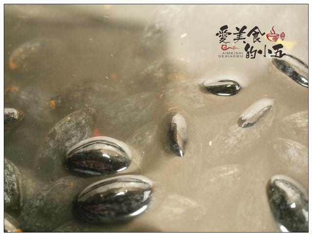 乌榄（乌榄炭），潮汕人爱吃的“杂咸”（工艺乌榄种类）