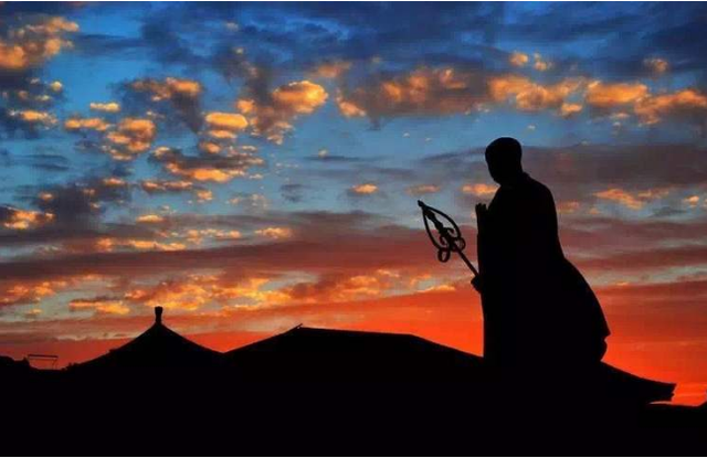 不负如来不负卿上一句是什么，不负如来不负卿上一句是什么意思（这是仓央嘉措最美的情诗）