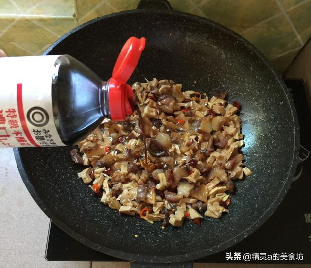 笋干怎么吃，干笋子怎么做好吃（笋干和此物才是天生一对）