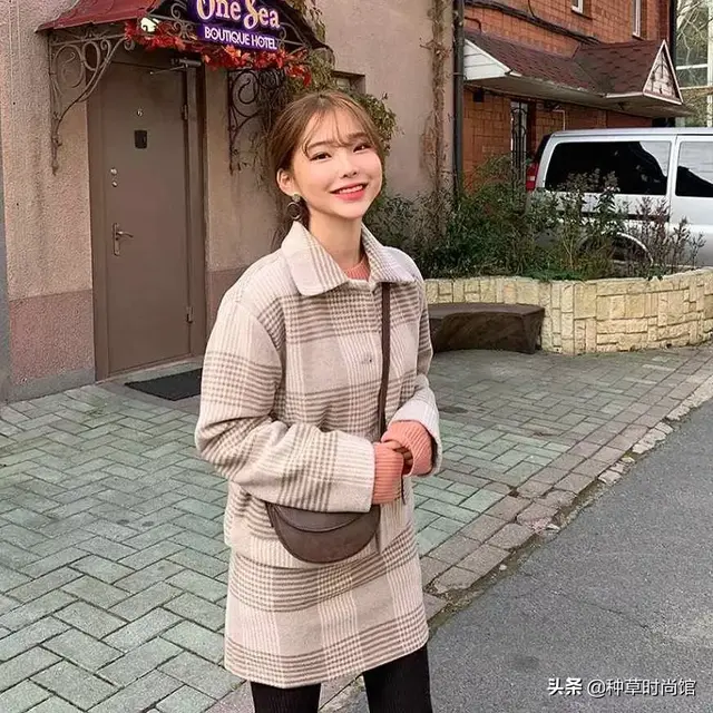 彼得潘领是娃娃领吗，彼得潘领图片（“彼得潘领”太火了）