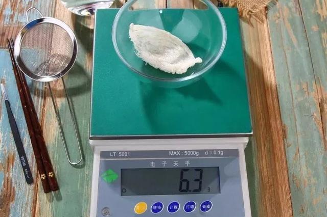 炖煮燕窝方法，炖煮燕窝的方法（从泡发到炖煮）