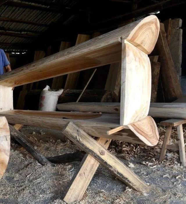 民间石棺是什么朝代的，石棺是哪个朝代的（为逝者打造人生的最终归宿地）