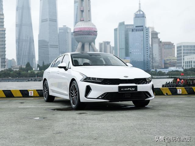 起亚k5怎么样啊，悦达起亚k5质量到底怎么样（双屏显示还带驾驶辅助）
