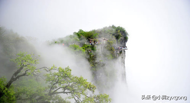张家界为什么老是下雨，张家界下雨天可以玩吗（张家界下雨天适合游玩吗）