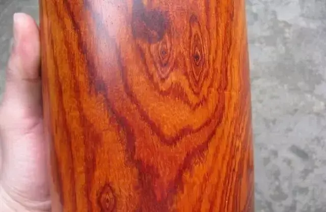 缅甸花枝是红木吗，缅甸花枝是红木吗值钱吗（18种濒危管制红木木种盘点）