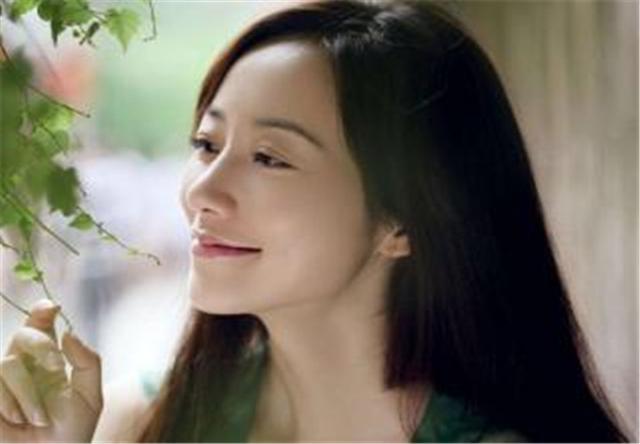 李云龙是韩雪的爷爷吗，李云龙是韩雪的外公吗（首度回应《亮剑》李云龙的原型）