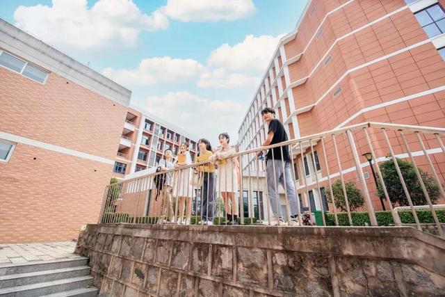 安徽三联学院地址，安徽三联学院怎么样好不好全国排名第几（<三十三>安徽三联学院）