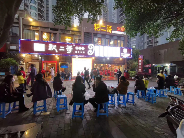 脆滑肉是哪里的菜，脆滑肉是哪里的菜系（收下这份这五家火锅你钟爱哪家）