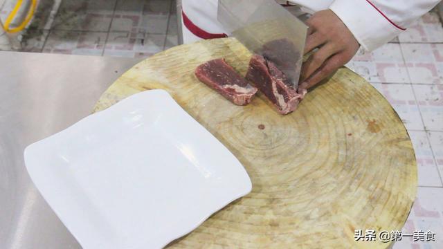 生牛肉的做法大全，厨师长教你土豆烧牛肉的正宗做法