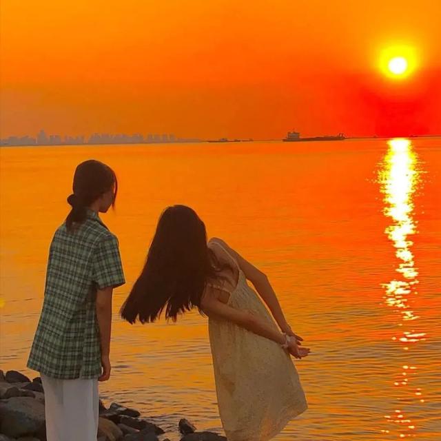 好看闺头♡，微信头像，好看闺头♡（一组超好看的闺蜜头像集）