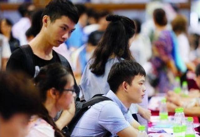 专升本毕业后第一学历是什么，专升本毕业以后第一学历是什么（“第一学历”到底是什么）