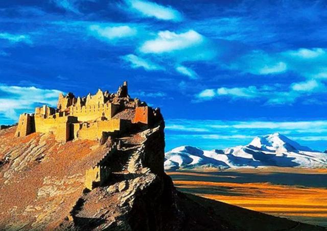 楼兰古国在哪里，为什么说楼兰很神秘（曾主动要求举国迁入中国）