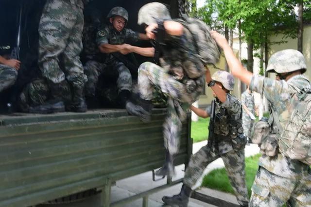 梦见军队是什么意思，梦到在部队是什么意思（这9个“知识点”请收好）