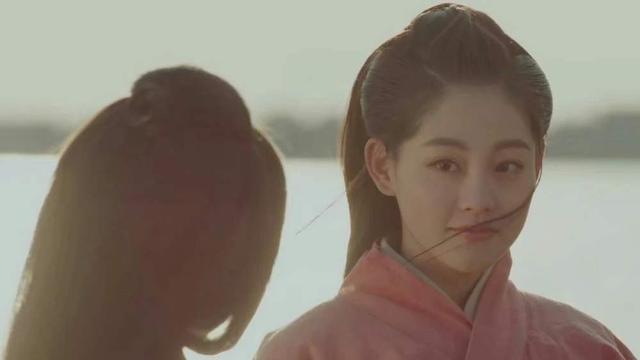 彭晓冉在电视剧灵魂摆渡里扮演什么角色，彭晓冉在电视剧灵魂摆渡里扮演什么角色了（《灵魂摆渡》里走出的3位小花）