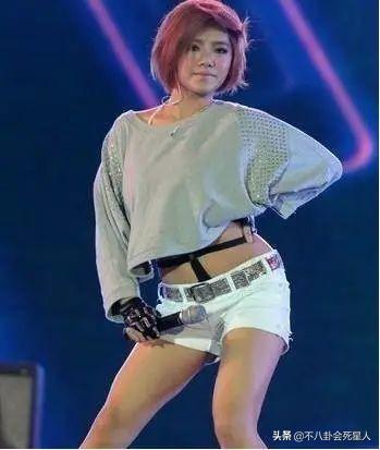 各届超级女声冠军是谁，2018年超级女声冠军是谁（其他都成了娱乐圈弃子）