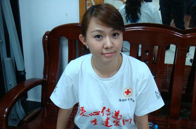 10岁爆红名气不输杨钰莹，却被“身亡”20年，卓依婷如今怎么样了