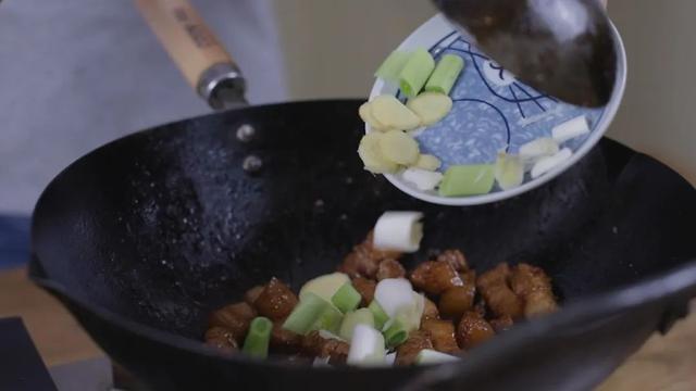 红烧酿面筋的做法，红烧面筋的家常做法