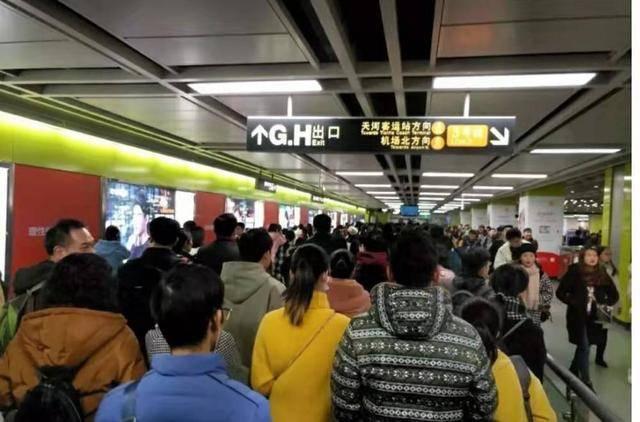 黄色镜片有什么作用（男人最想要的成人礼就是它）