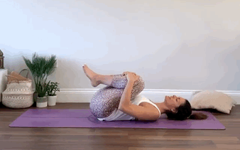 练瑜伽的姿势，练瑜伽的姿势图片（初学者练瑜伽不知道练什么）