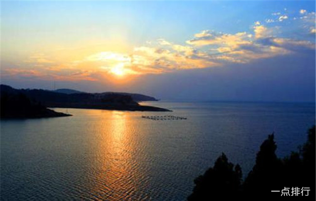 南阳旅游景点，南阳旅游景点有哪些地方（老君洞是一个集道家文化、溶洞群、野人谷原始森林被专家誉为“中原神农架”。）